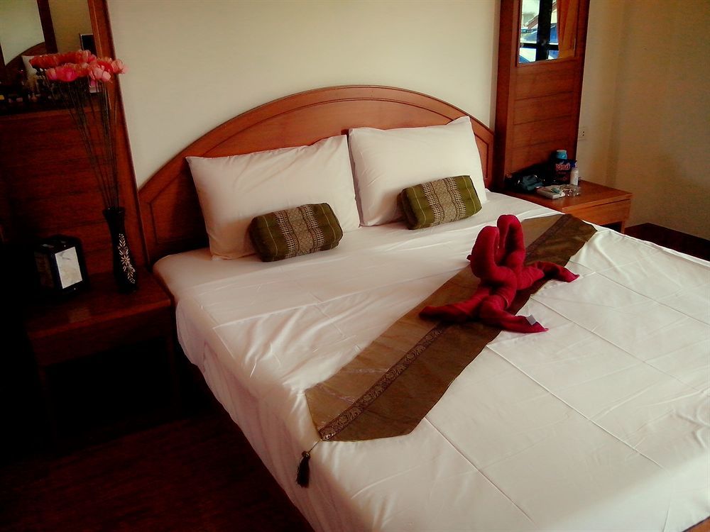 The Guest House Patong Eksteriør bilde